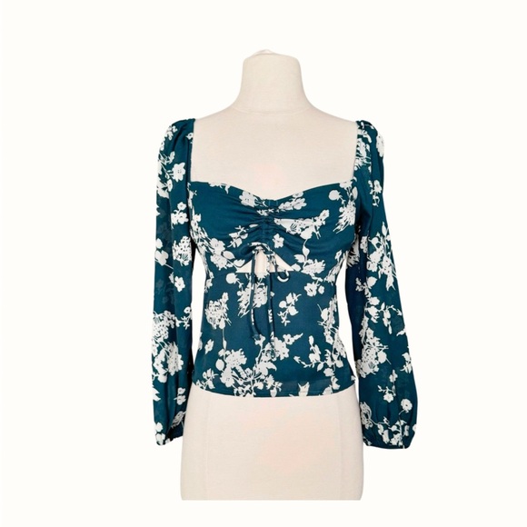 Abercrombie & Fitch Tops - ABERCROMBIE & FITCH Green Floral Peasant Blouse XS - brand new never worn